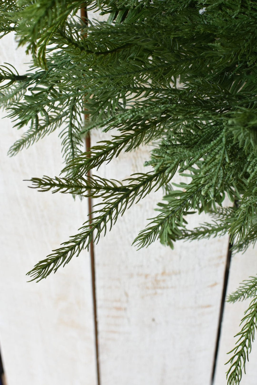 26" Faux Mixed Greenery Wreath