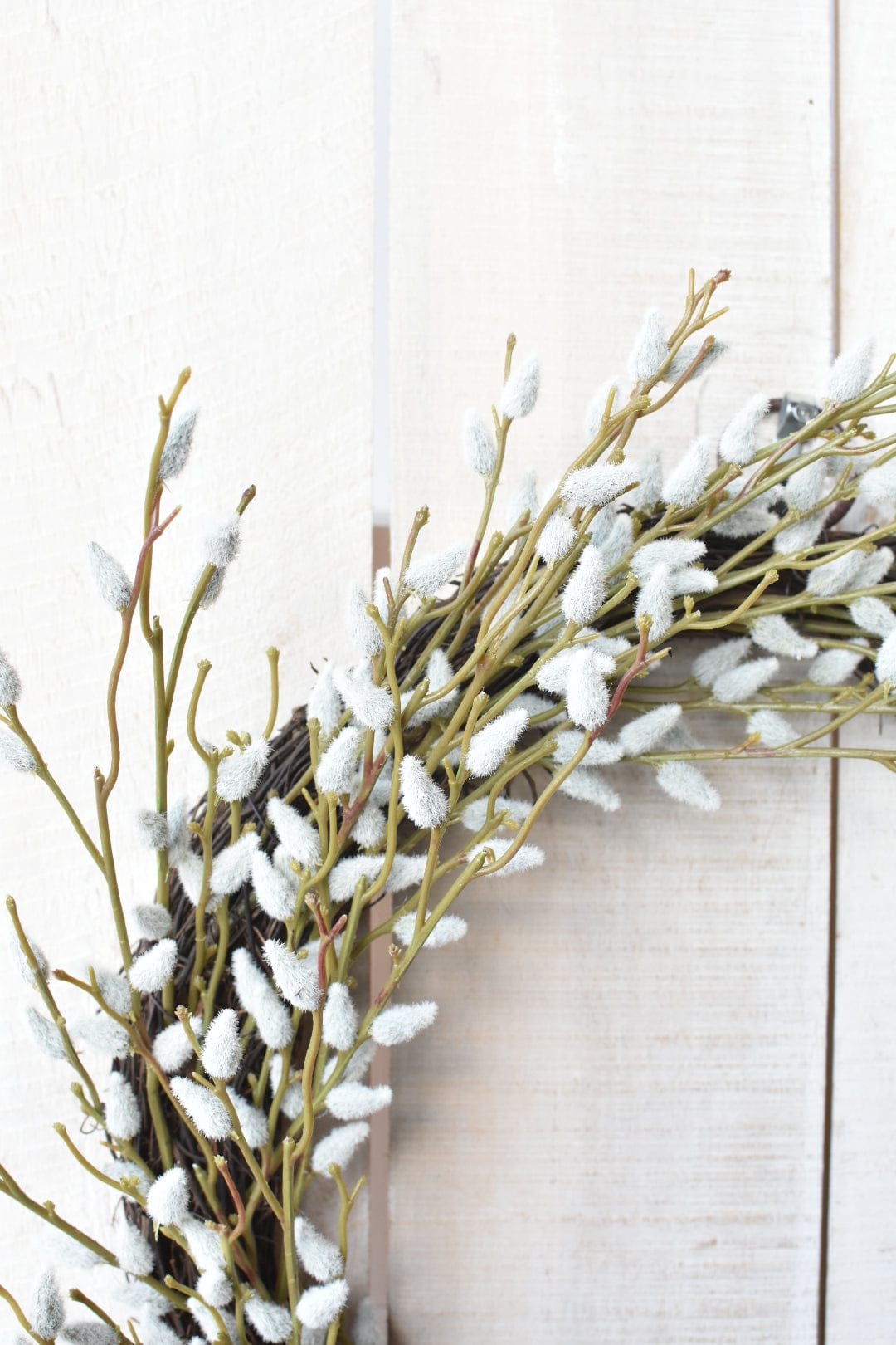 23" Faux Pussy Willow Wreath