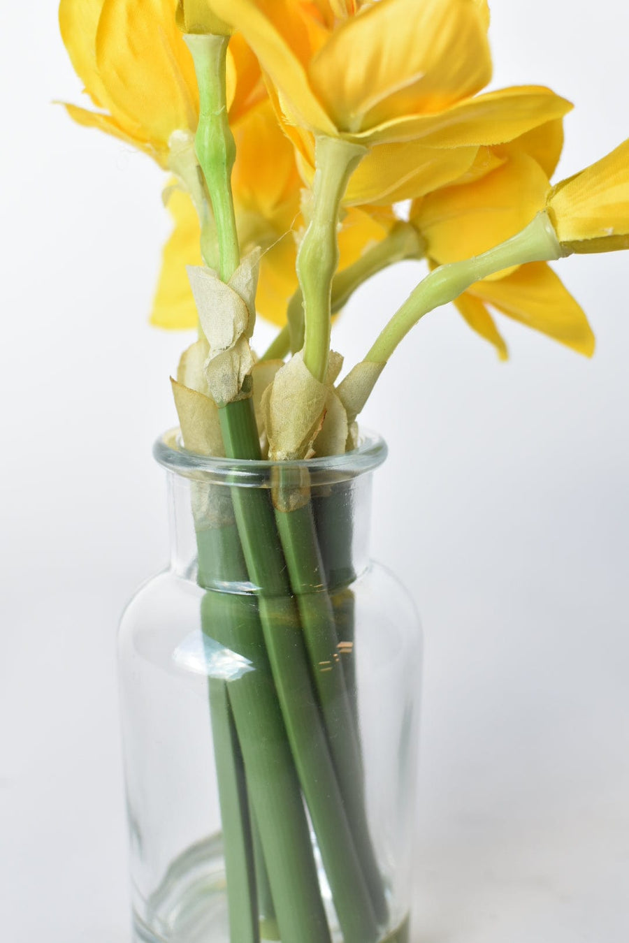 10" Faux Daffodil in Acrylic Water