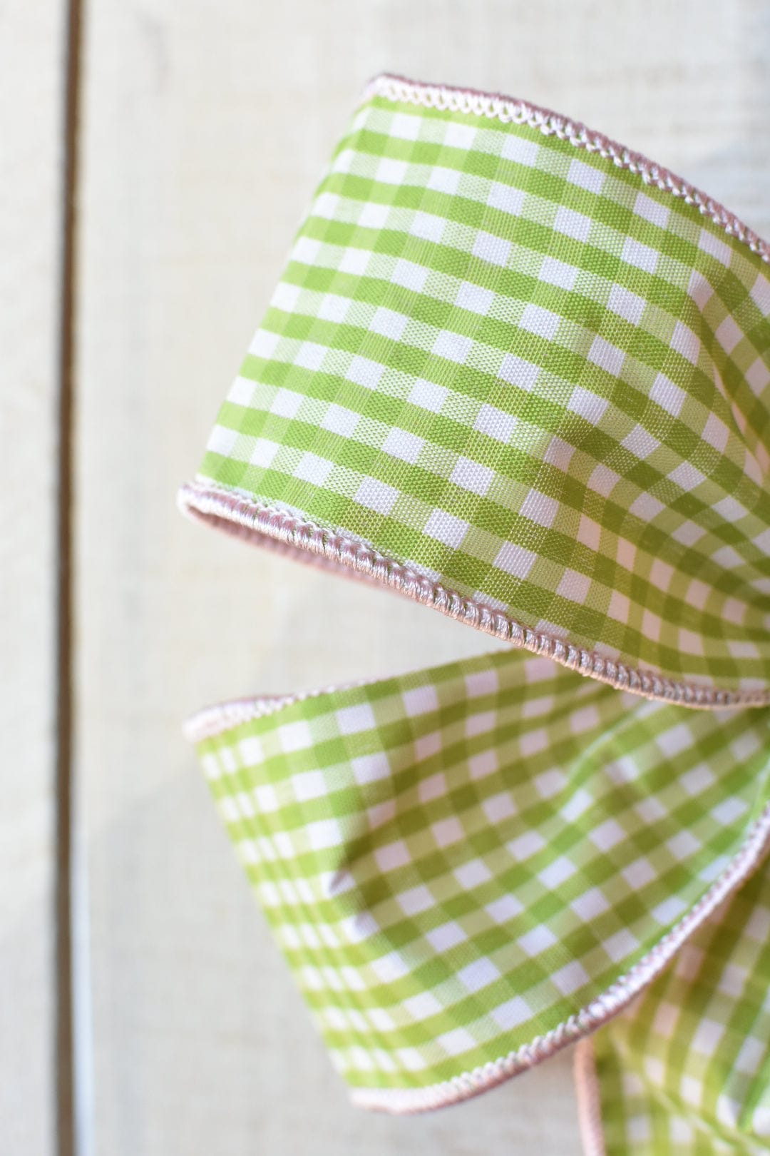 Premade Green Gingham and Pink Bow