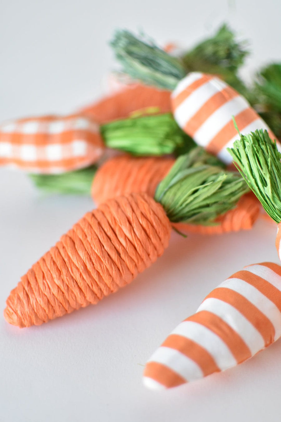 Set of 12 x 4.5" Orange and White Fabric/Jute Carrots