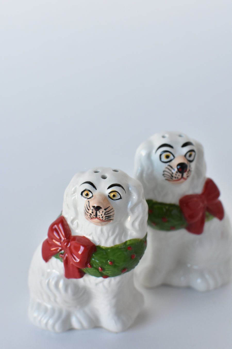 Staffordshire Dogs w/Wreath Salt and Pepper Shaker