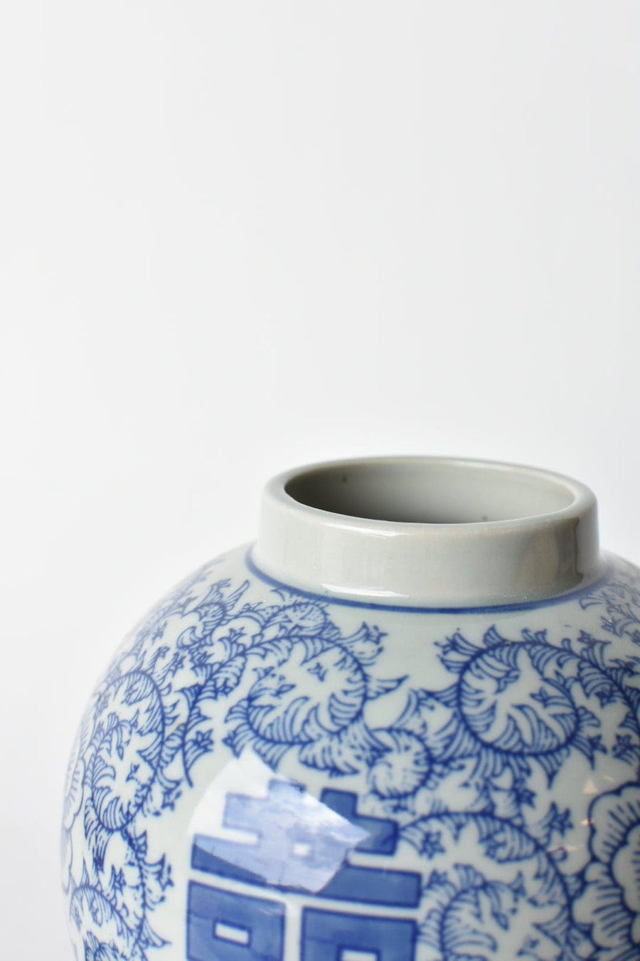 8" BLUE WHITE TEA JAR