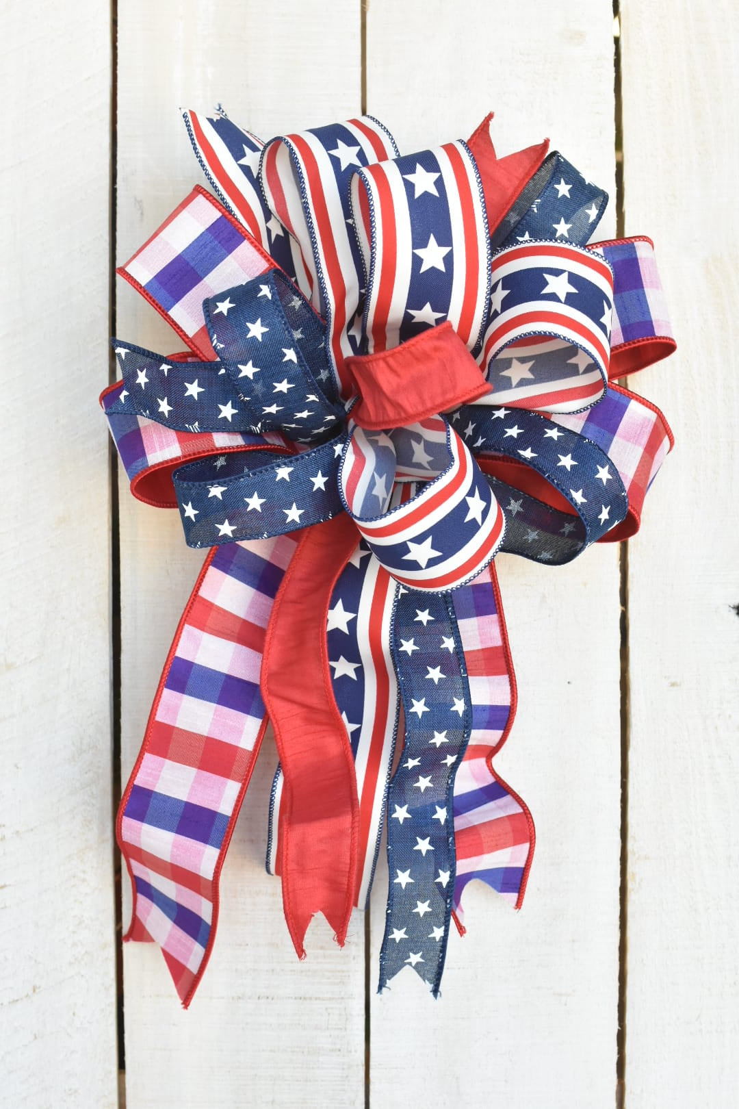 The LIBERTY Bow : Hand-tied America 250 Bow