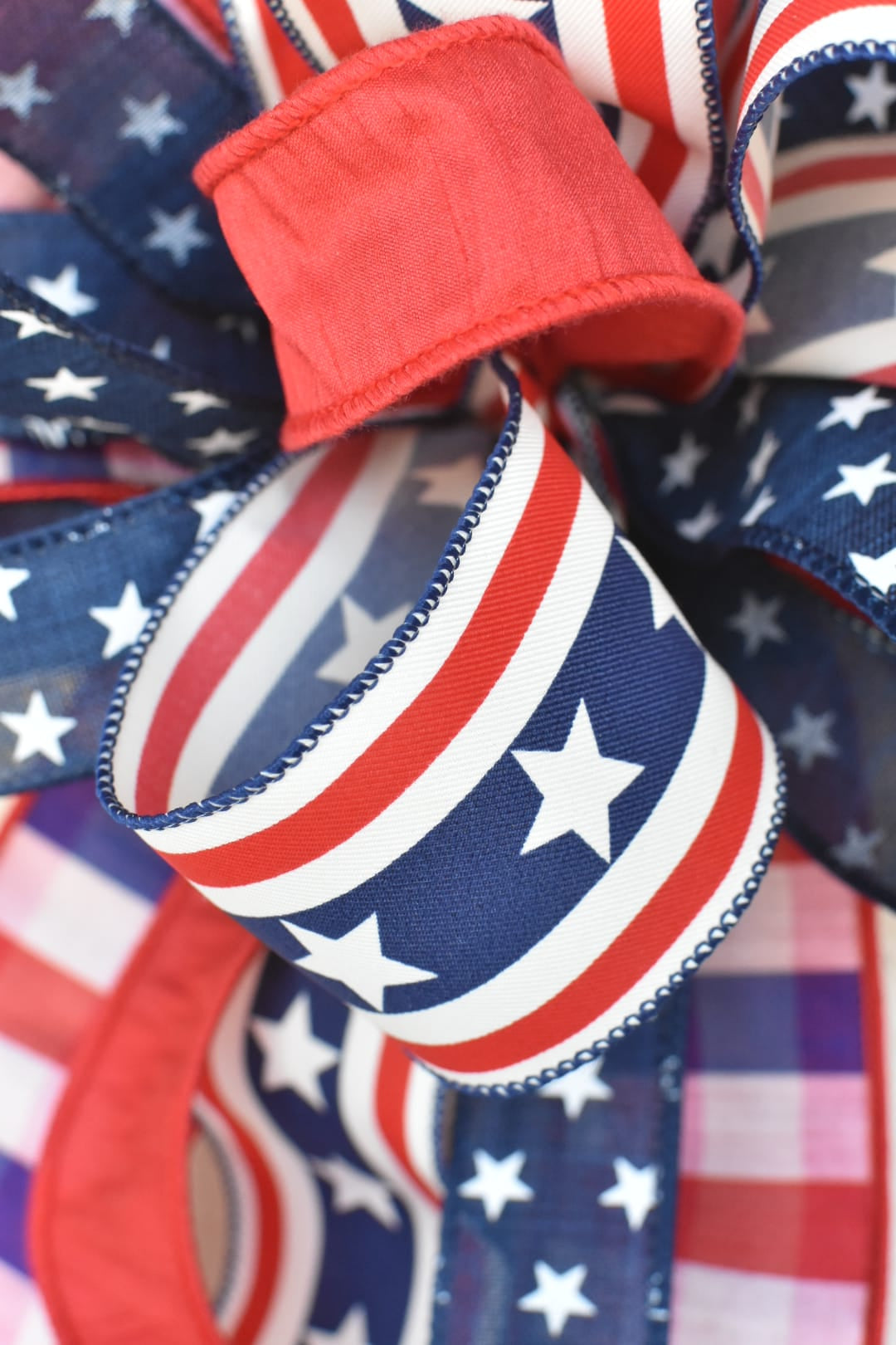 The LIBERTY Bow : Hand-tied America 250 Bow