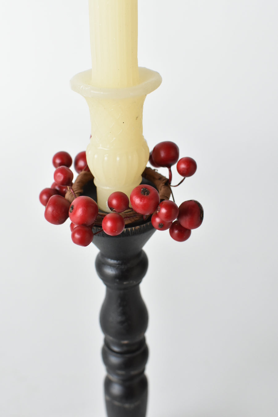 Red Berries Taper Candle Ring