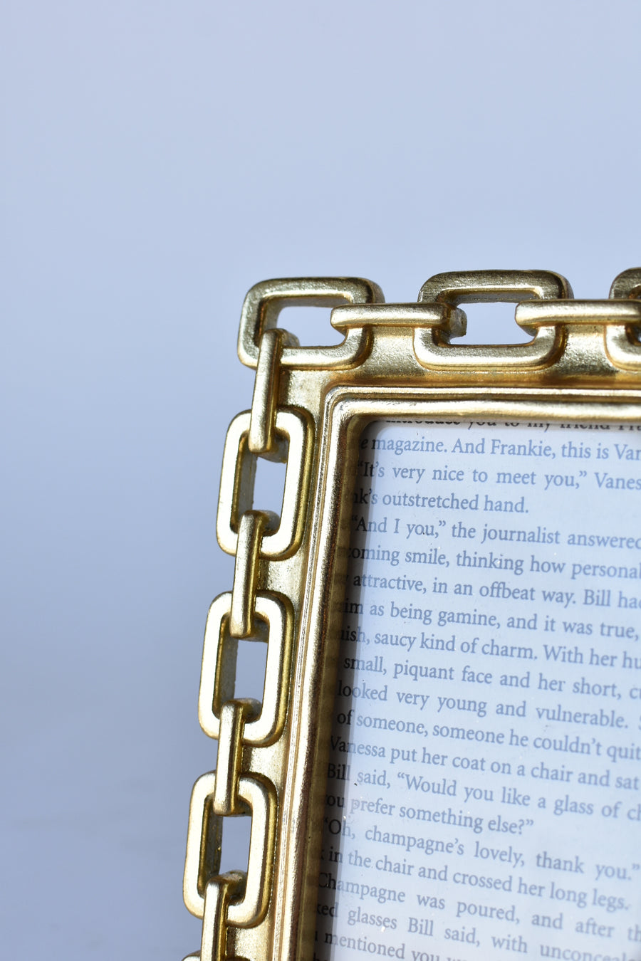 Gold Chain Link Photo Frame Holds 4x6